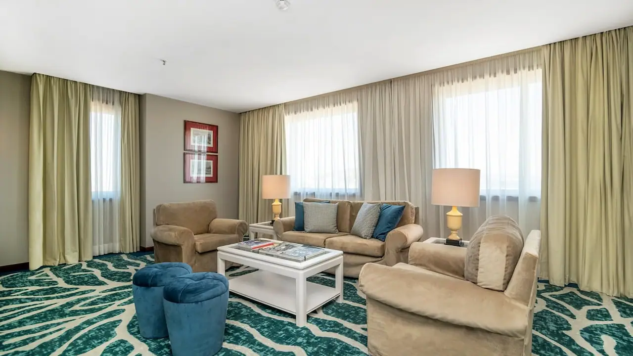 Holiday Inn Porto Gaia